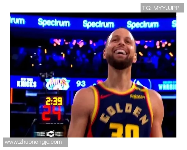 微笑足球明星盘点：那些用笑容征服球迷的传奇球员