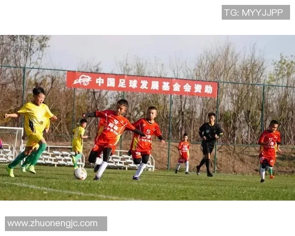 振岩足球：激情与梦想交织的绿茵场上演绎青春的无限可能